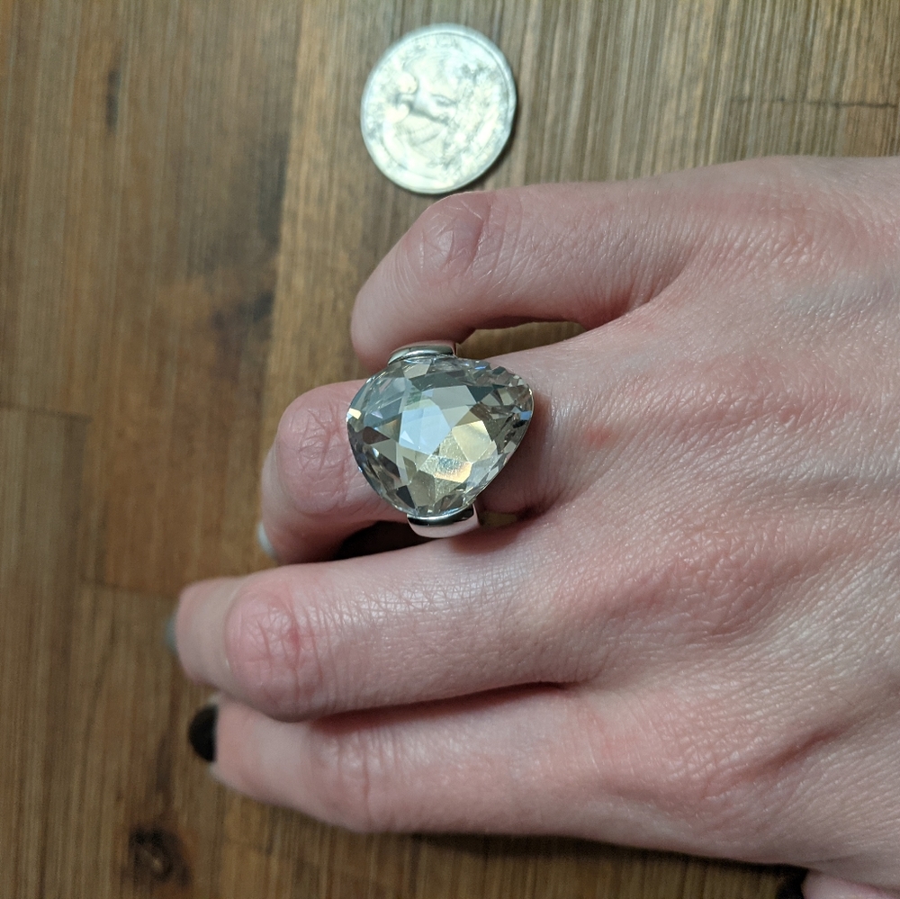 Swarovski Ring - Picture 2 of 7